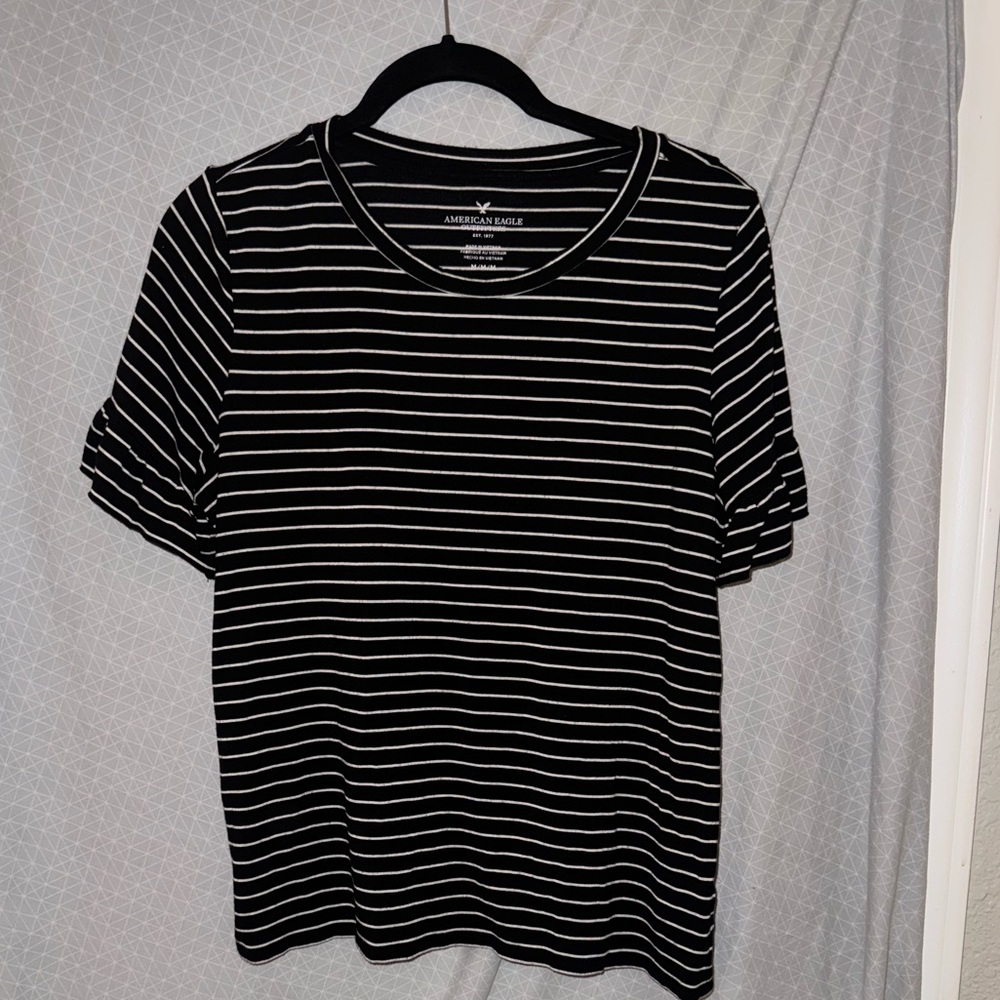 American Eagle Outfitters Black and White Fitted Short Sleeve T-Shirt